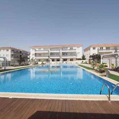 ♥ Sunny&Cozy Family Apartment ★ Walk To The Beach☼ Paralímni Kültér fotó