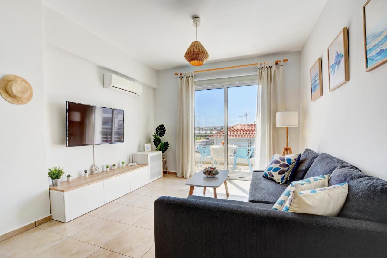 ♥ Sunny&Cozy Family Apartment ★ Walk To The Beach☼ Paralímni Kültér fotó