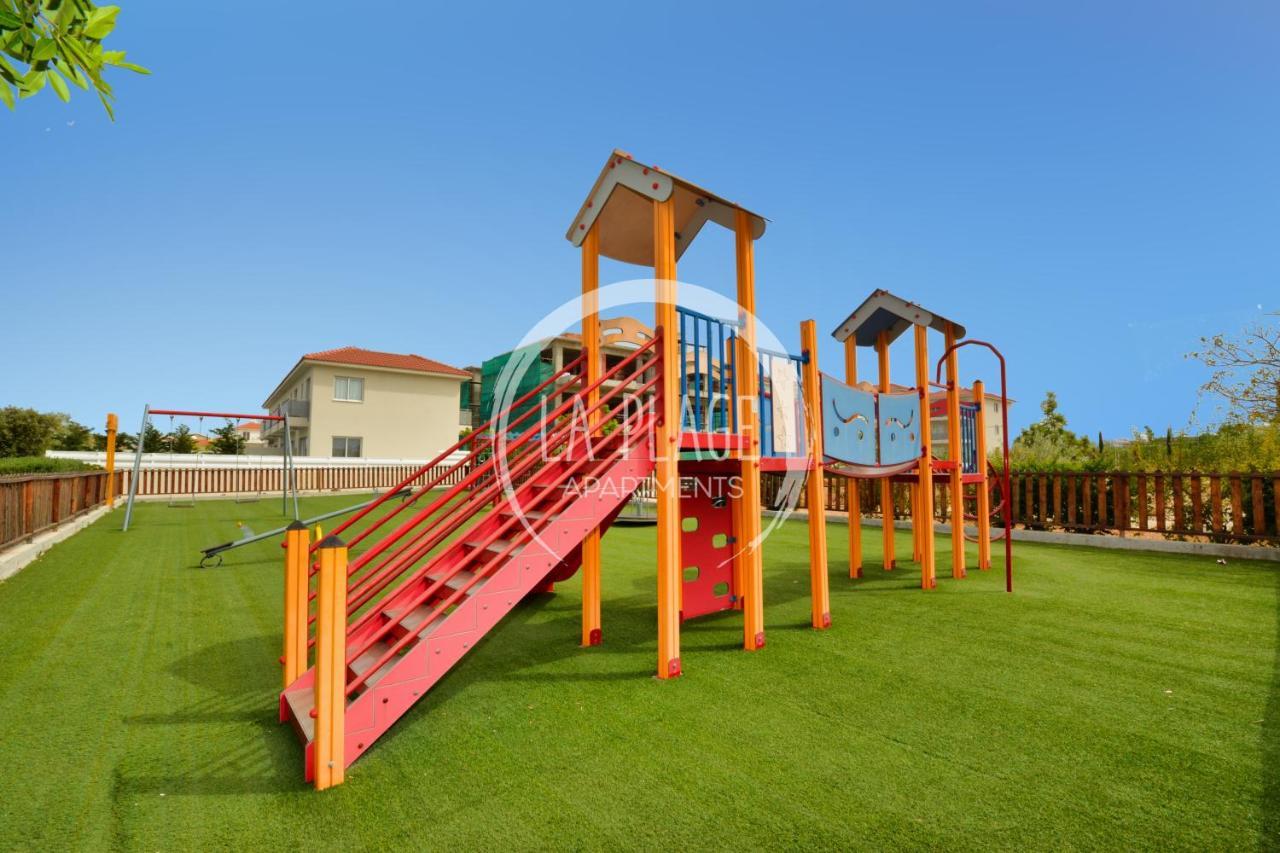 ♥ Sunny&Cozy Family Apartment ★ Walk To The Beach☼ Paralímni Kültér fotó