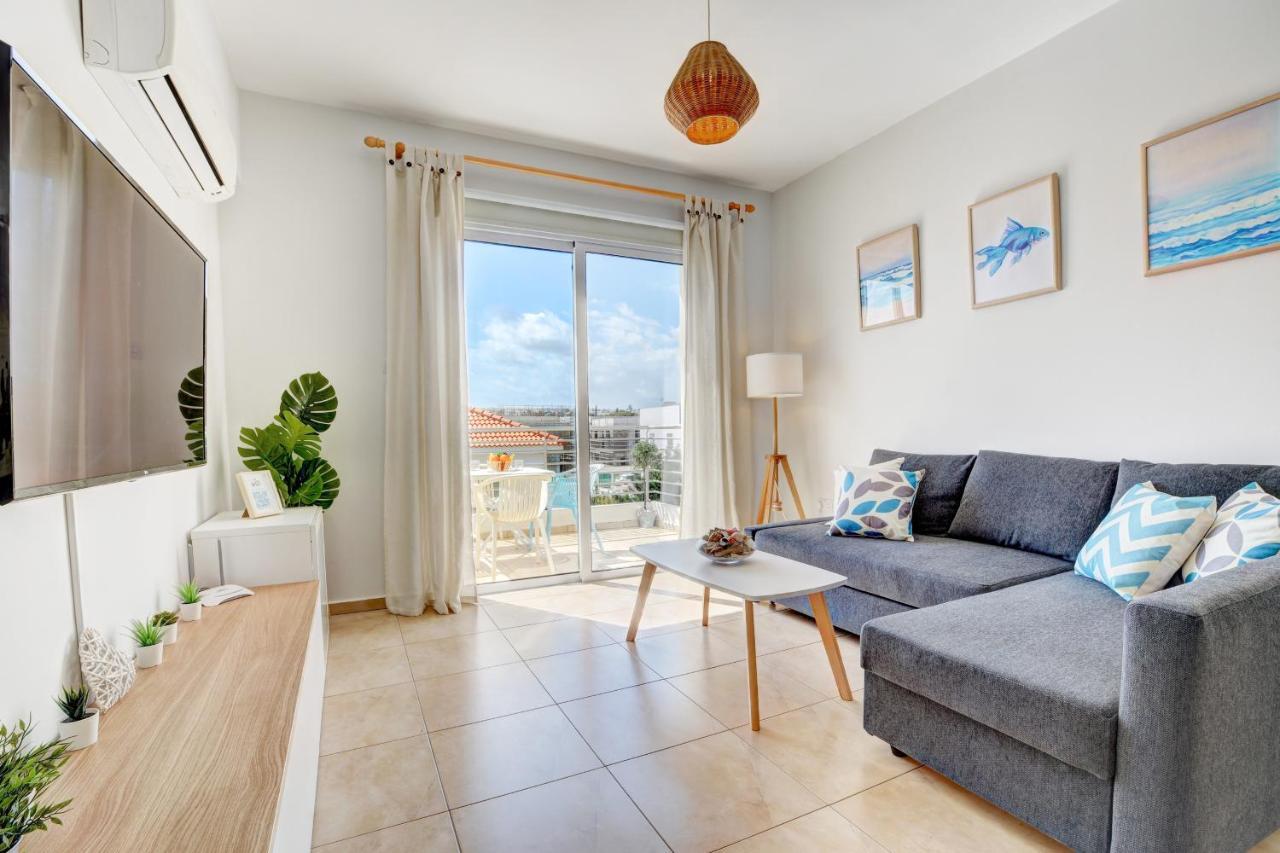 ♥ Sunny&Cozy Family Apartment ★ Walk To The Beach☼ Paralímni Kültér fotó