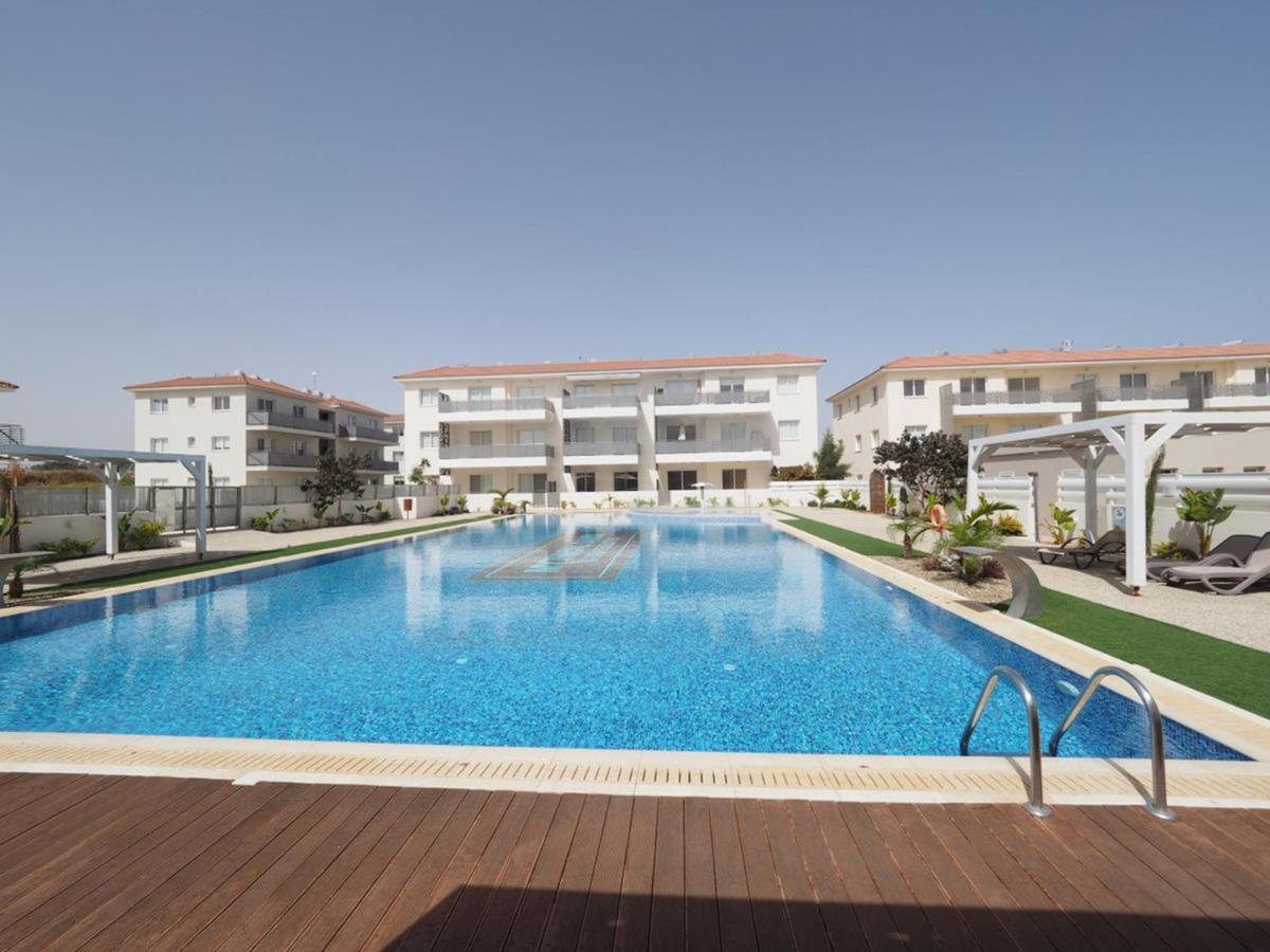 ♥ Sunny&Cozy Family Apartment ★ Walk To The Beach☼ Paralímni Kültér fotó